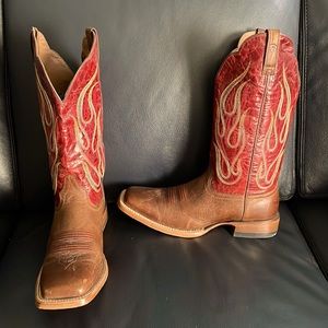 Ladies Ariat Square Toe Boots